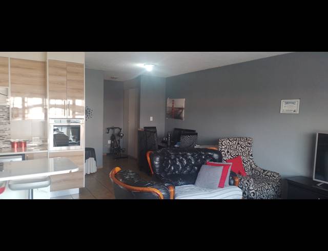 2 BEDROOM APARTMENT FOR SALE IN BRAKPAN NORTH